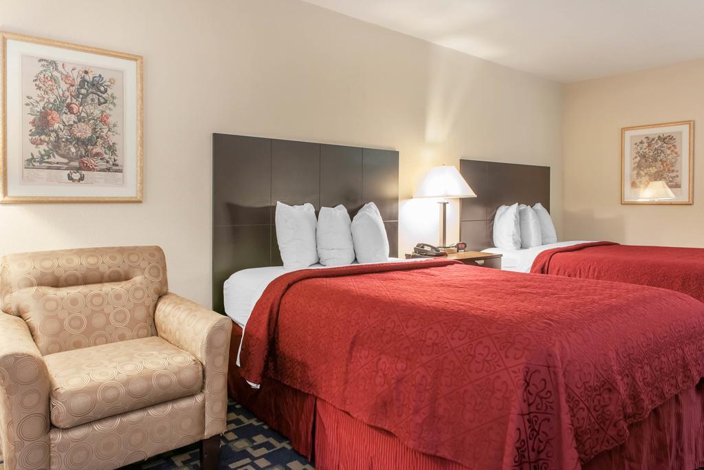 Quality Inn Эфингем Экстерьер фото